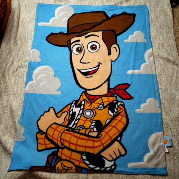 Disney Other - Disney Toy Story 4 Woody throw blanket
